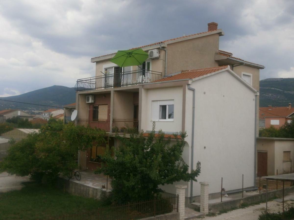 Apartmani Ljubica Kaštela Extérieur photo