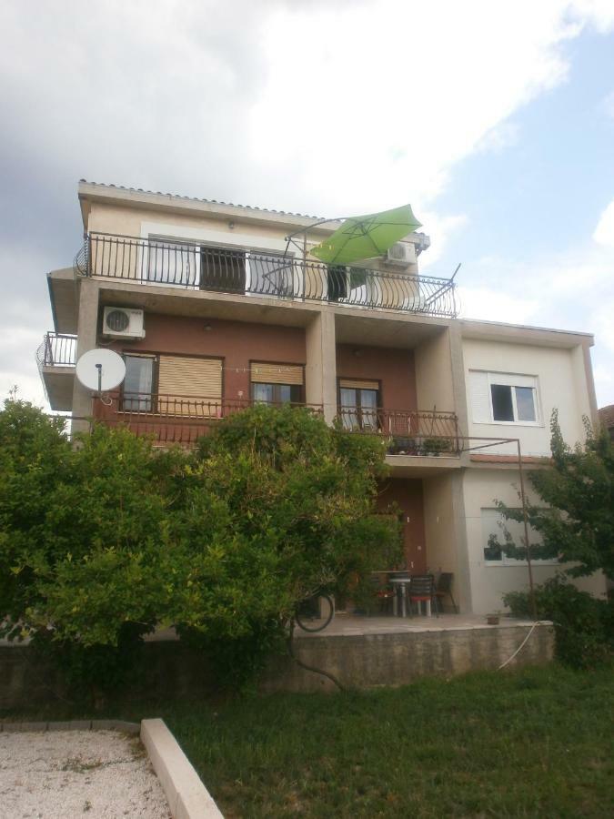 Apartmani Ljubica Kaštela Extérieur photo