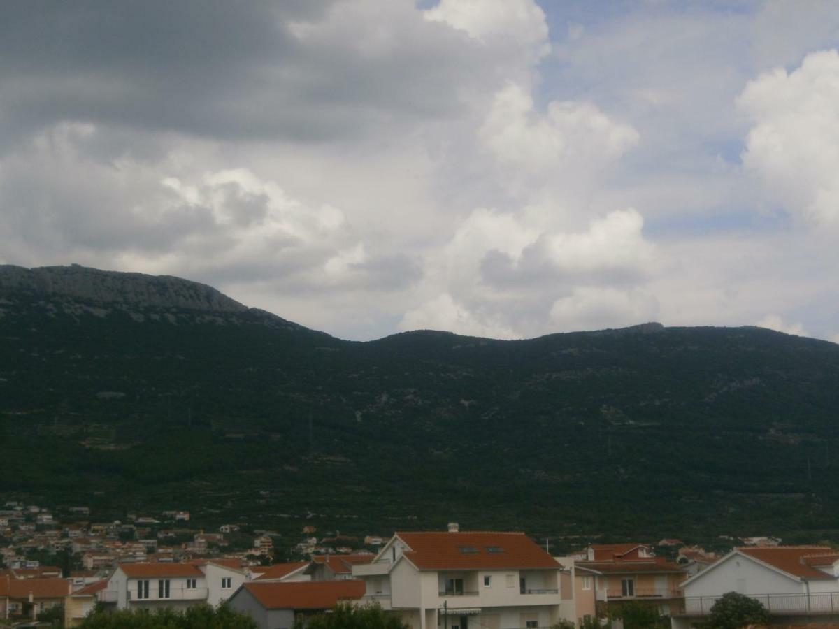Apartmani Ljubica Kaštela Extérieur photo